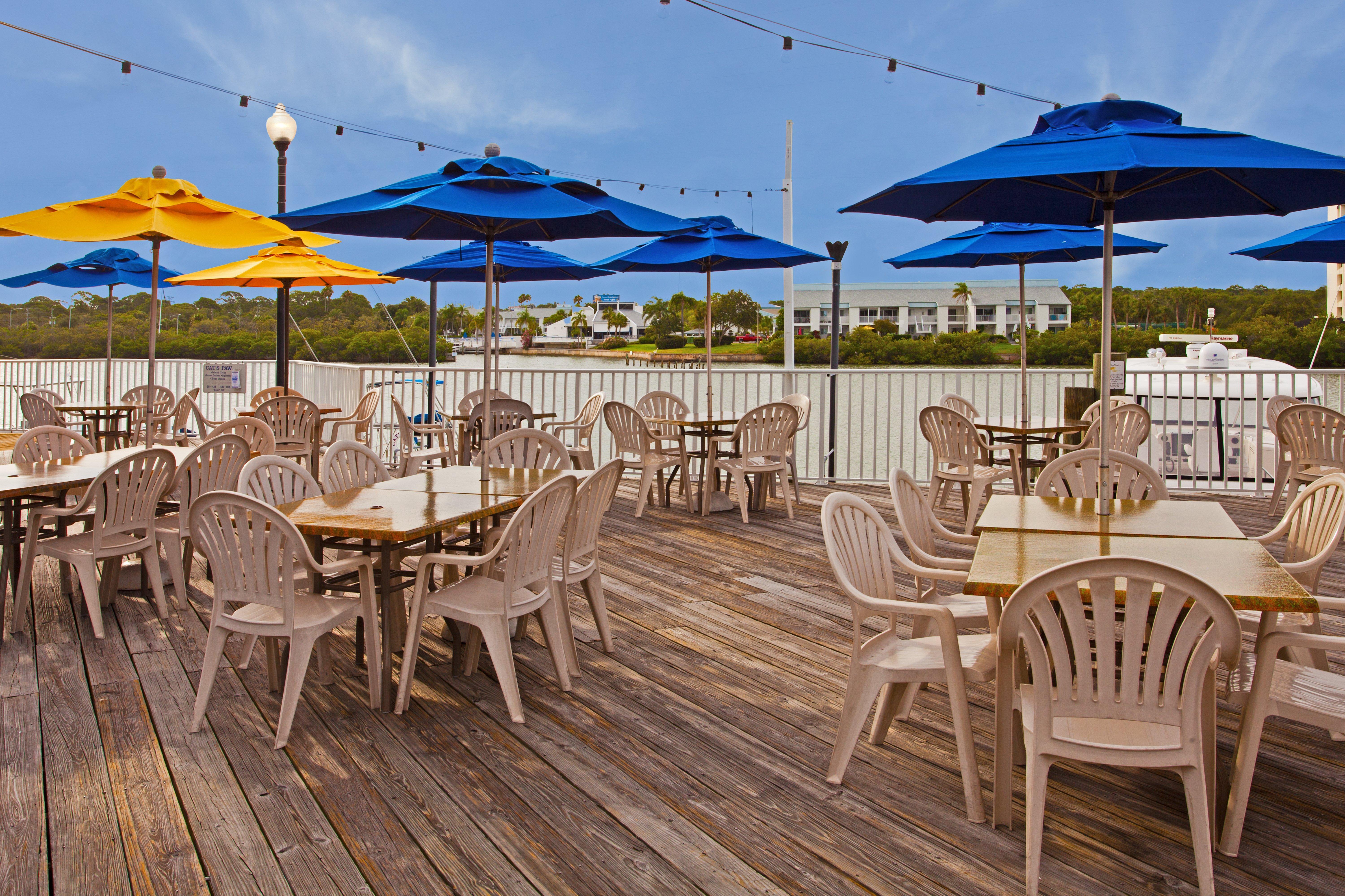 Holiday Inn & Suites Clearwater Beach S-Harbourside Exterior foto