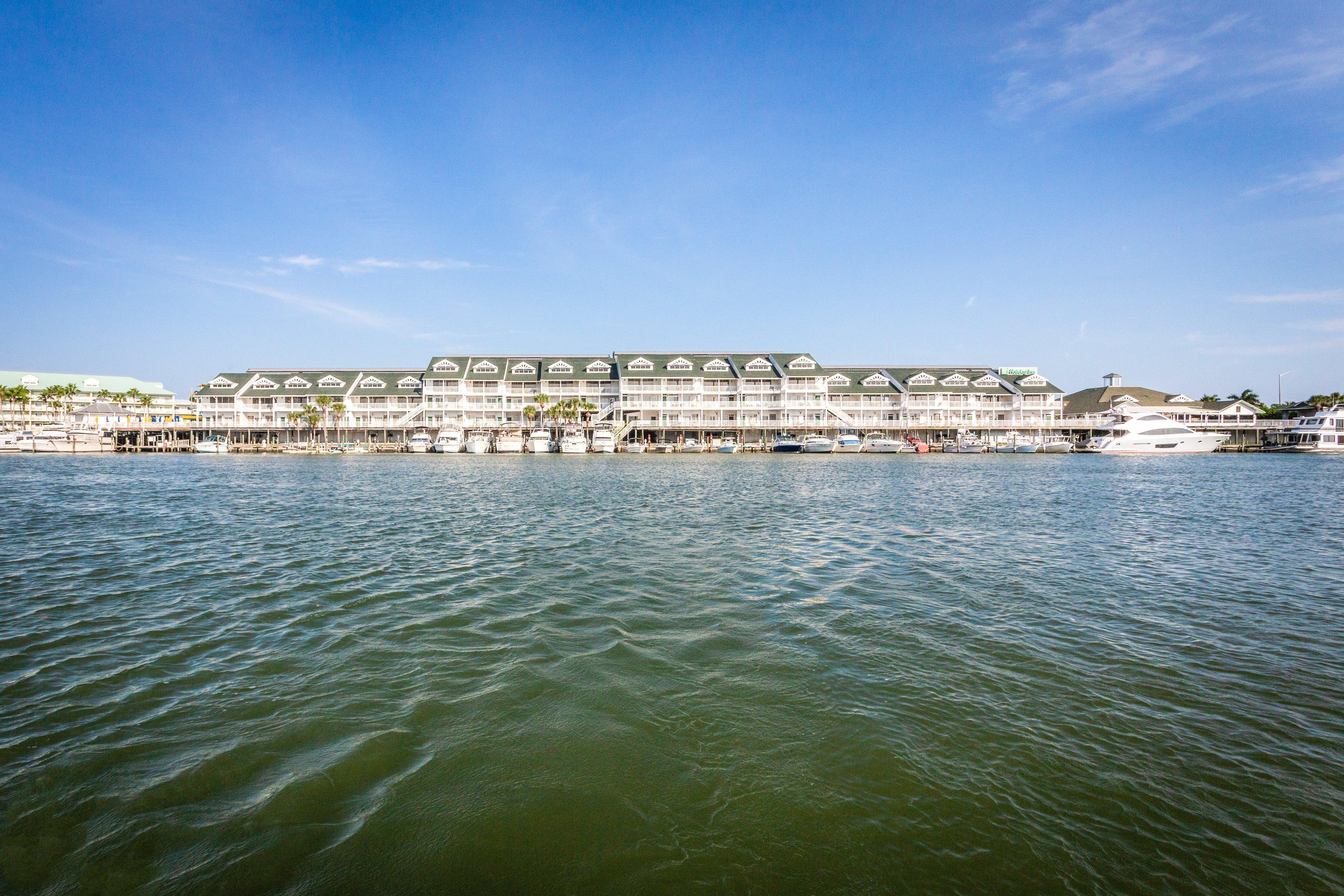 Holiday Inn & Suites Clearwater Beach S-Harbourside Exterior foto