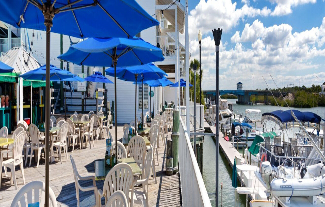 Holiday Inn & Suites Clearwater Beach S-Harbourside Exterior foto